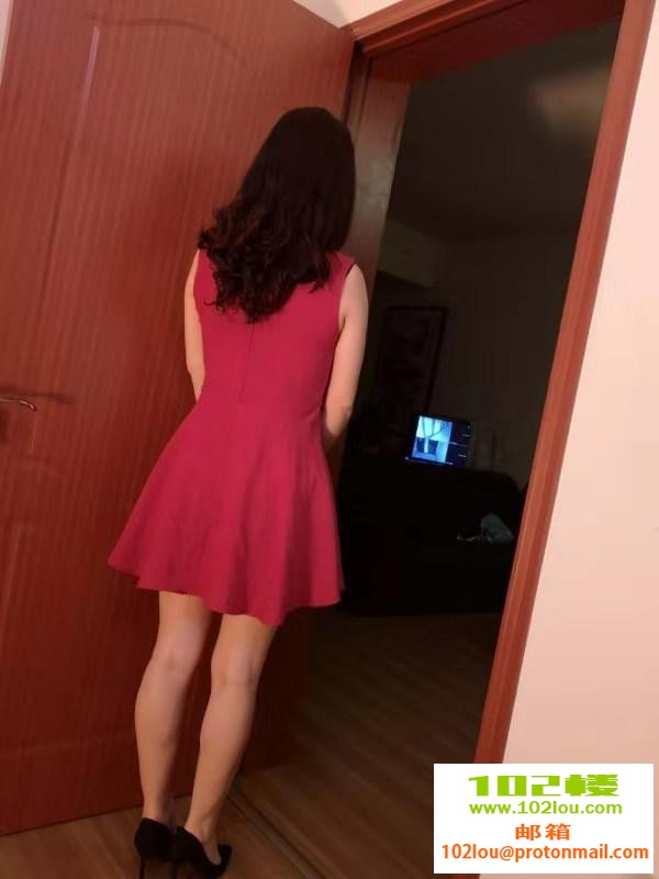 101856s4k1n7575htm072z.jpg