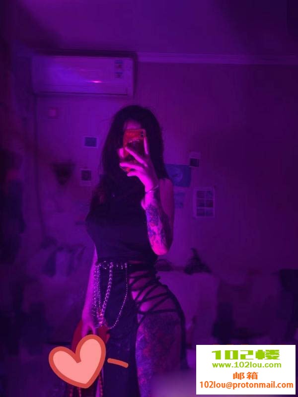 231332yrcr00f0qcz0ctqo.jpg