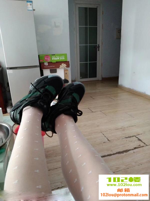 100844dt0gk3gten0he7jk.jpg