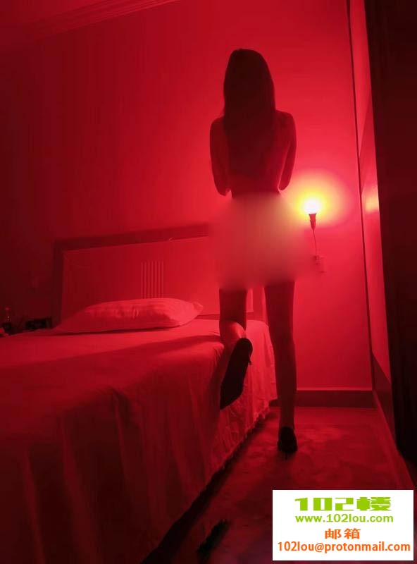 013115id2yd9xkkl89fyvv.jpg