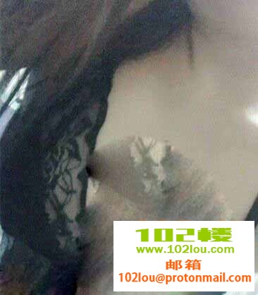 232400nuuitx70uu7gz6uk.jpg