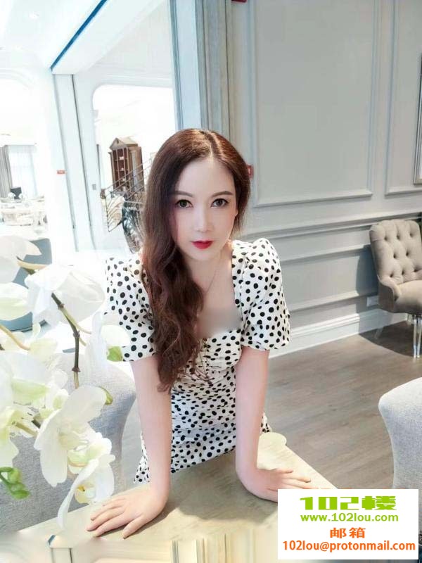 235417g9rztwnhm9aw8qii.jpg