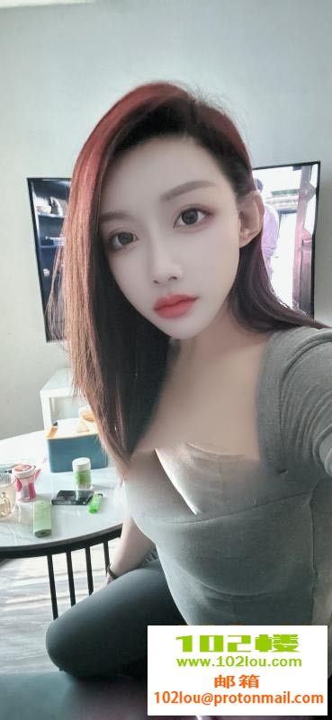 234317b99lliy8llletllq.jpg
