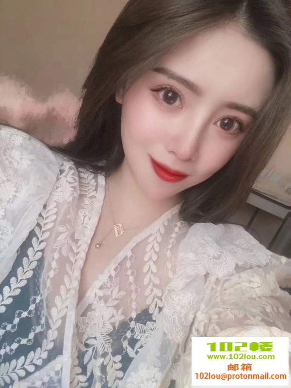 214751kt6sfh6hfkakzast.jpg
