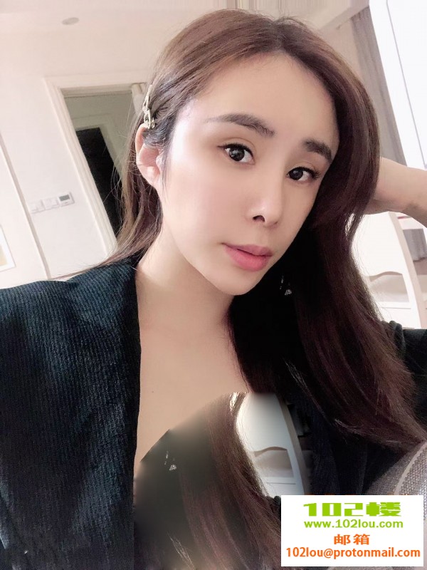 224904aqmc47x814c721ww.jpg