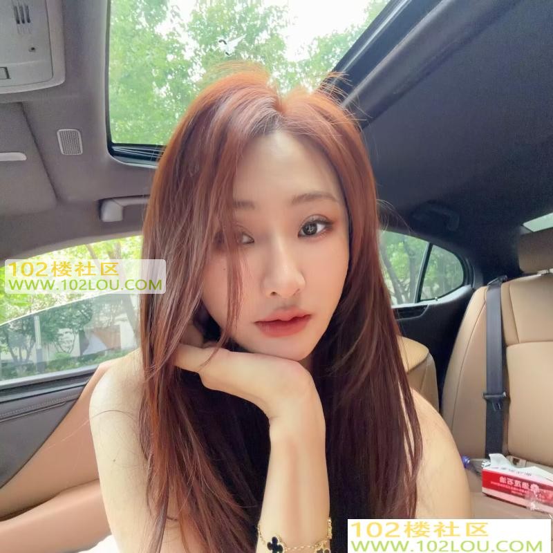 85b1e9d5-e2b4-4bfc-b1c3-483be9aca2ce.jpg